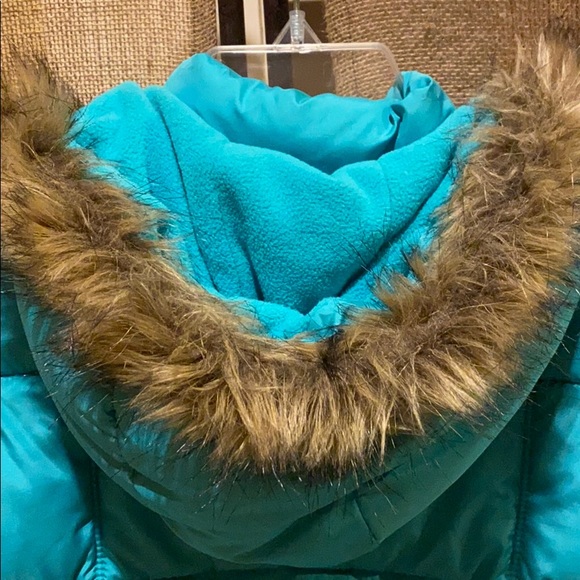 Old Navy Puffer coat - Picture 6 of 15